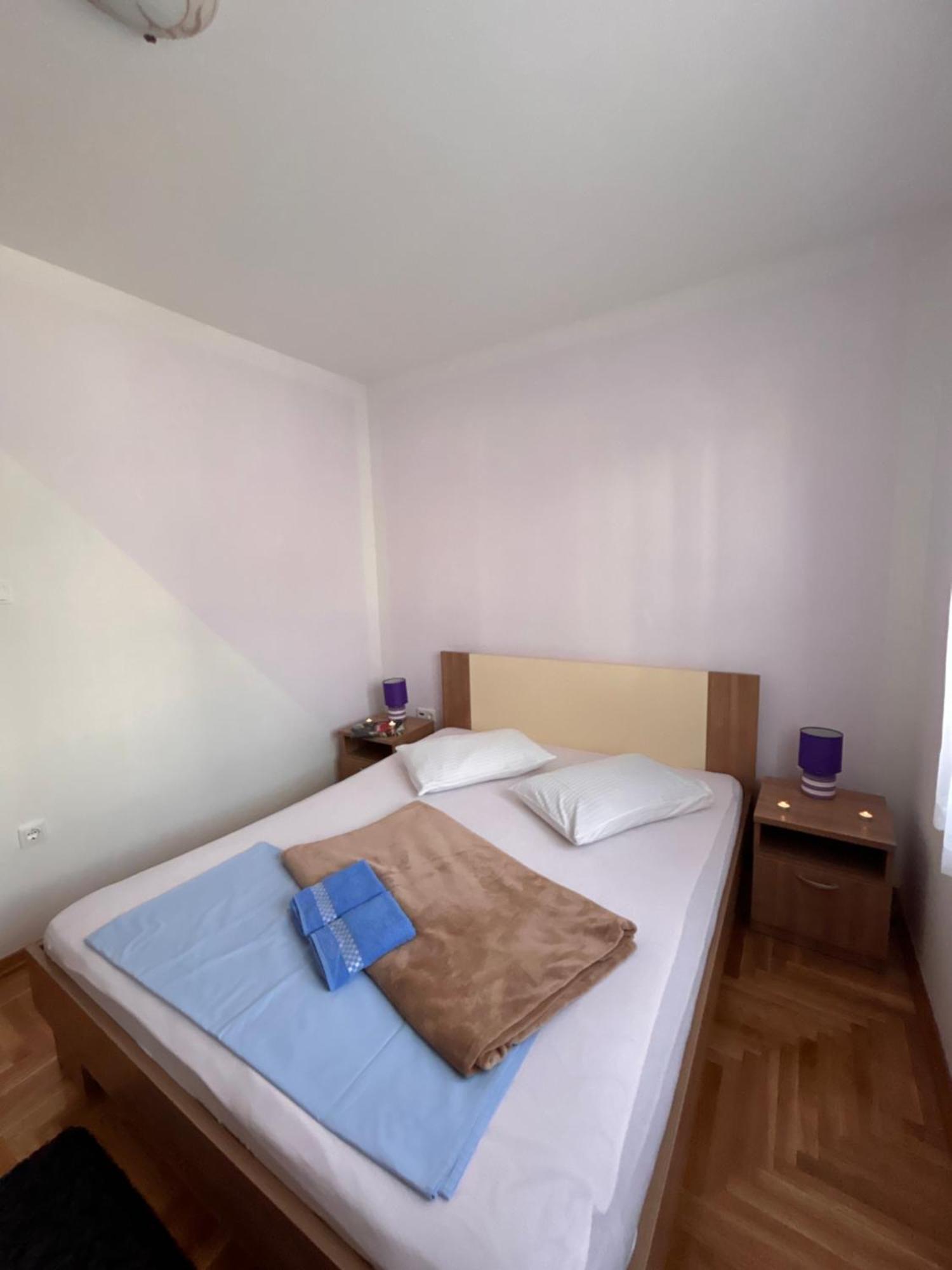 Apartment Agata Trogir Eksteriør bilde
