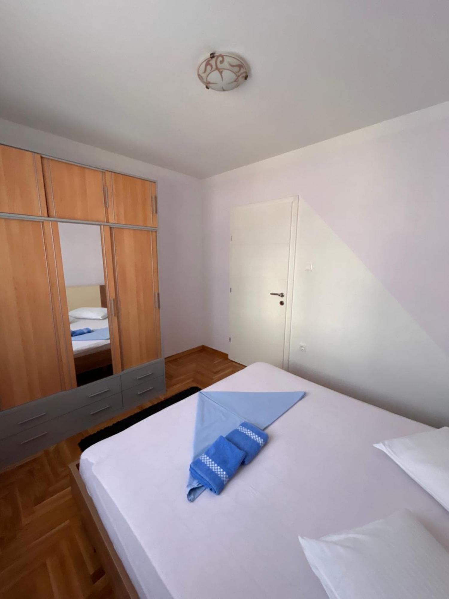 Apartment Agata Trogir Eksteriør bilde