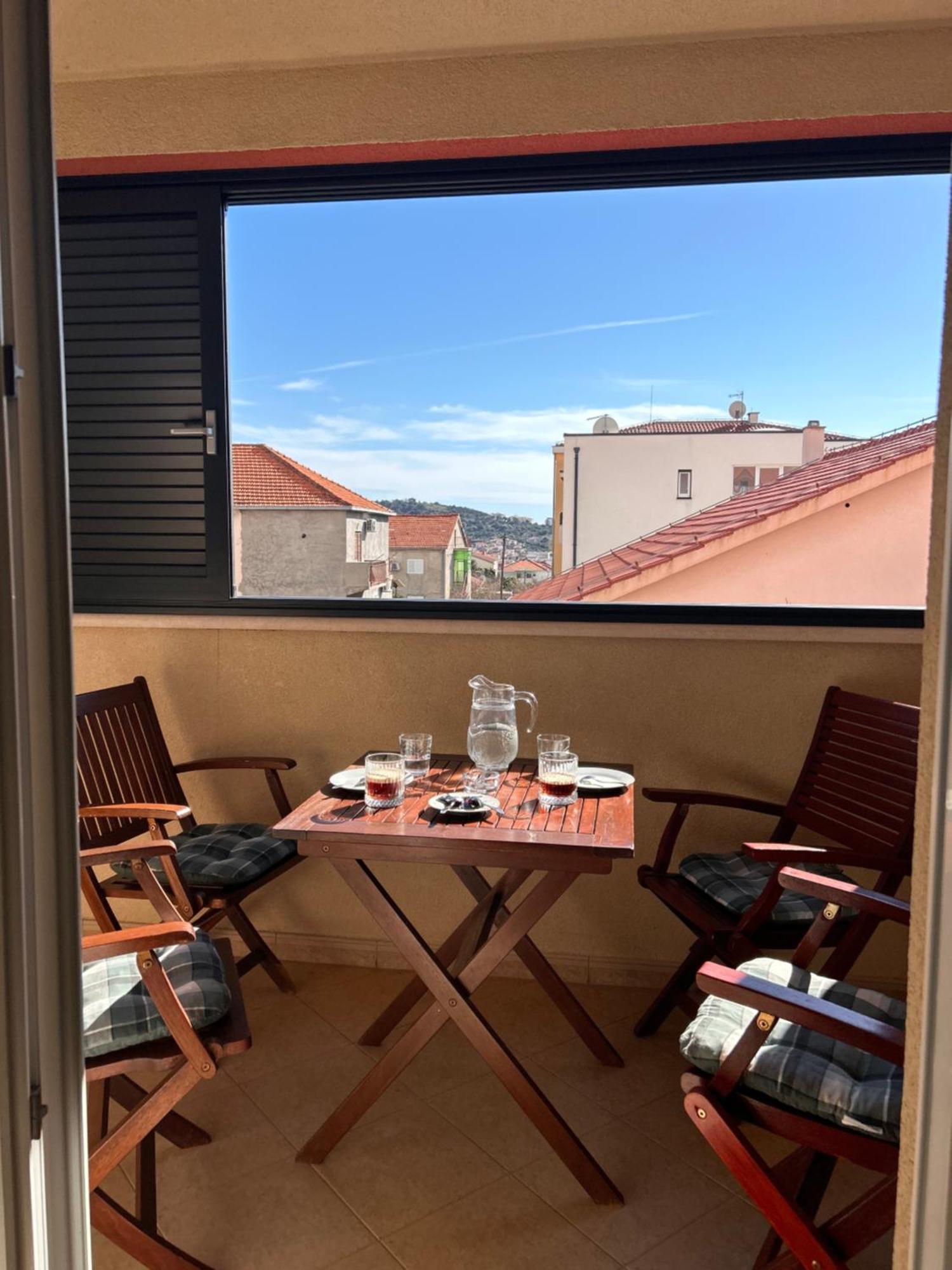 Apartment Agata Trogir Eksteriør bilde
